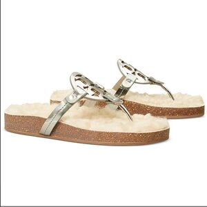 ☁️ Brand new Tory Burch Miller Cloud Shearling Silver sandals